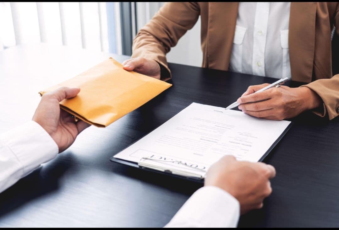 "रिश्वत: अन्याय से ‘अन्य आय’ तक का सफर"