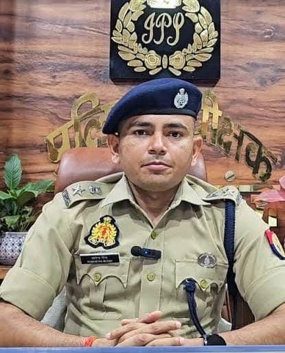 रामपुर में बड़ा प्रशासनिक फेरबदल: एसपी विद्या सागर मिश्र का तबादला, सोमेंद्र मीणा संभालेंगे जिम्मेदारी