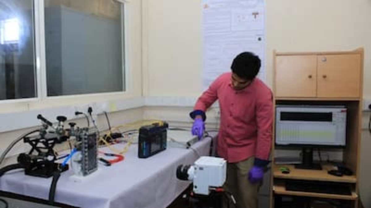 आई.आई.टी. मद्रास के शोधकर्ताओं ने इलेक्ट्रॉनिक्स को ठंडा रखने के लिए नई कूलिंग डिज़ाइन विकसित की