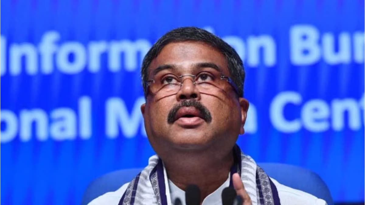 NEET पेपर लीक: केंद्रीय शिक्षा मंत्री धर्मेंद्र प्रधान का इस्तीफा,